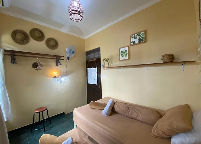 Coliving Bali Sweet Tabanan,daily & Monthly Stay,kost Bulanan ホームステイ *