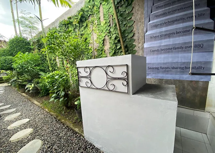 Coliving Bali Sweet Tabanan,daily & Monthly Stay,kost Bulanan ホームステイ *