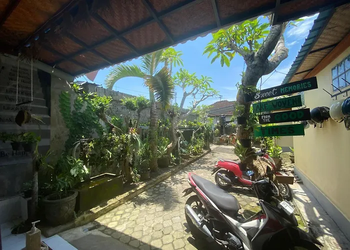 Coliving Bali Sweet Tabanan,daily & Monthly Stay,kost Bulanan ホームステイ *