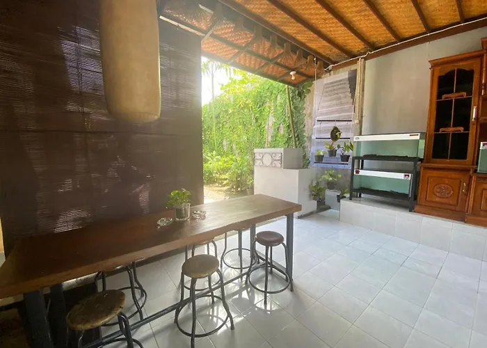 ホームステイ Coliving Bali Sweet Tabanan,daily & Monthly Stay,kost Bulanan Selemadeg