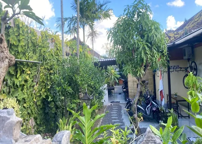 Coliving Bali Sweet Tabanan,daily & Monthly Stay,kost Bulanan ホームステイ Selemadeg